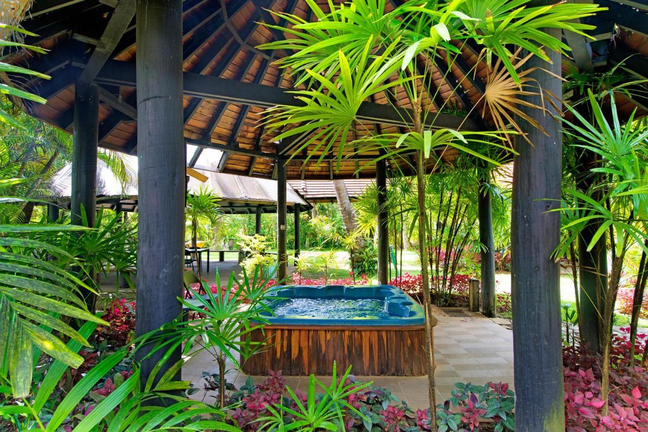 Ultiqa Fiji Palms Beach Resort Pacific Harbour Buitenkant foto
